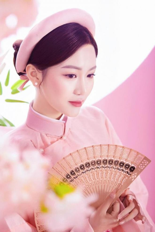 Nhan sắc đời thường trong veo của Anna Linh - gái xinh không hề kém cạnh Huyền Lizzie trong 'Thương ngày nắng về' 8 Nhan sắc đời thường trong veo của Anna Linh - gái xinh không hề kém cạnh Huyền Lizzie trong 'Thương ngày nắng về' 8