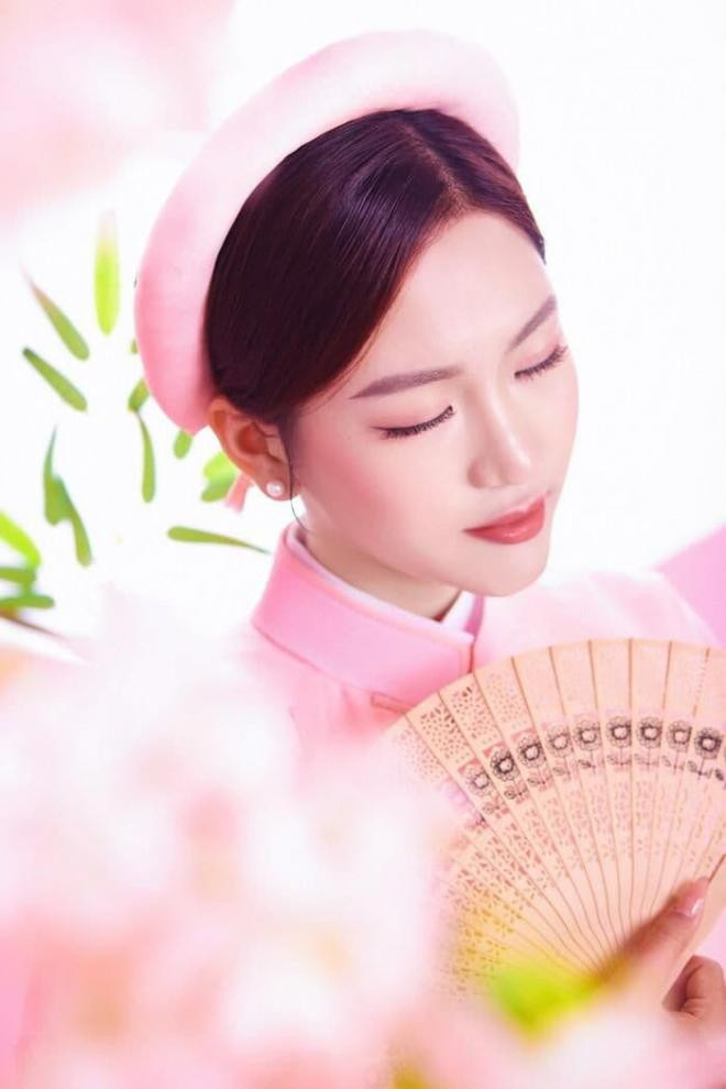 Nhan sắc đời thường trong veo của Anna Linh - gái xinh không hề kém cạnh Huyền Lizzie trong 'Thương ngày nắng về' 1 Nhan sắc đời thường trong veo của Anna Linh - gái xinh không hề kém cạnh Huyền Lizzie trong 'Thương ngày nắng về' 1