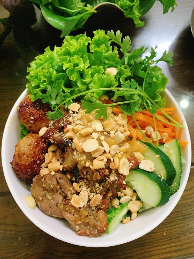 bún chả nước lèo  1