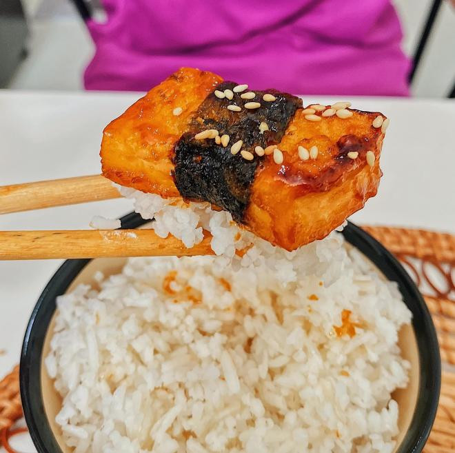 đậu phụ cuộn rong biển  0