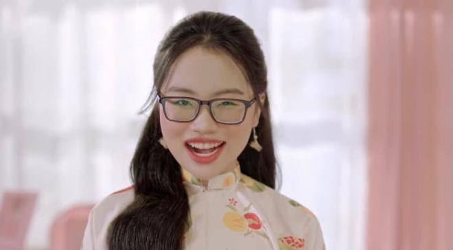 phuong-my-chi-tiet-lo-nhung-noi-am-anh-cua-ban-than-trong-ngay-tet-5-ngoisaovn-w700-h388 1