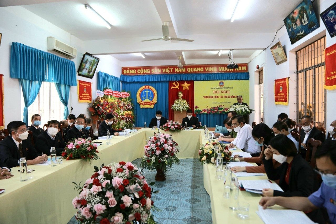 dak-lak-hoi-nghi-tong-ket-cong-tac-toa-nam-2021.-hinh-1.jpg