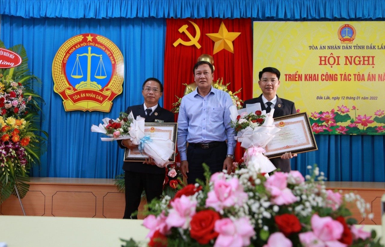 dak-lak-hoi-nghi-tong-ket-cong-tac-toa-nam-2021.-hinh-4.jpg