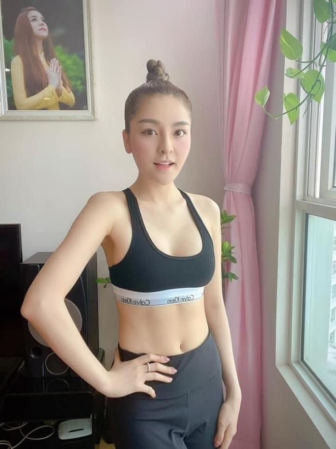 saka-truong-tuyen-22gay-sot22-voi-voc-dang-me-bim-sua-qua-22boc-lua22-6-ngoisaovn-w720-h960 1