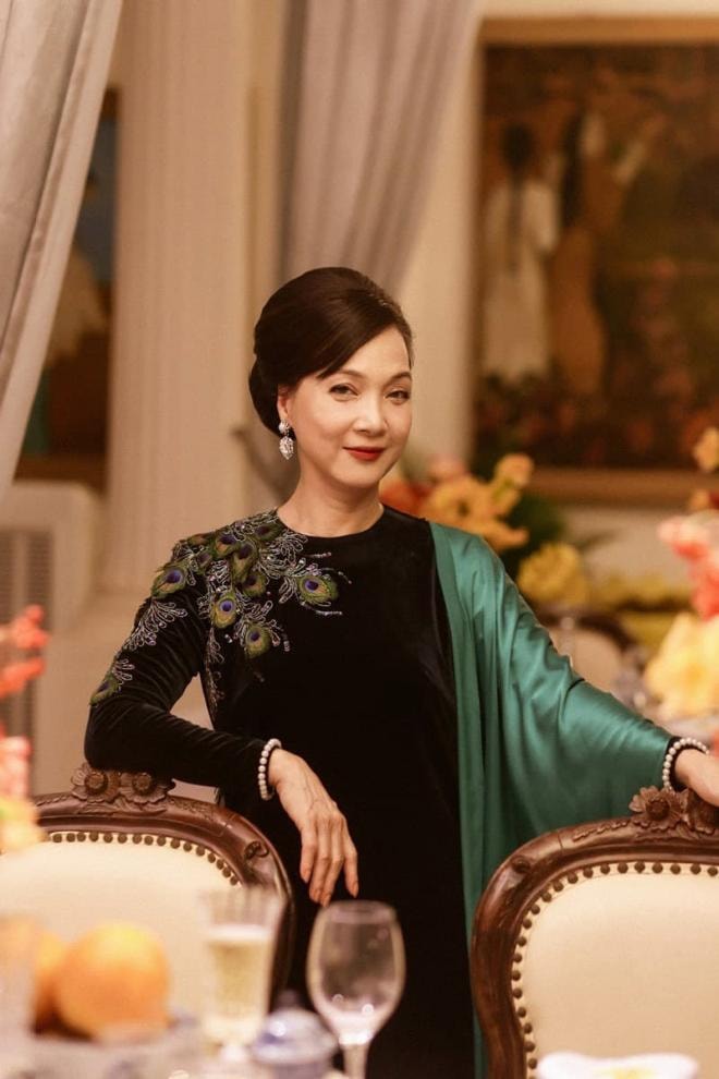 ba chị em nghệ sĩ Lê Khanh 0