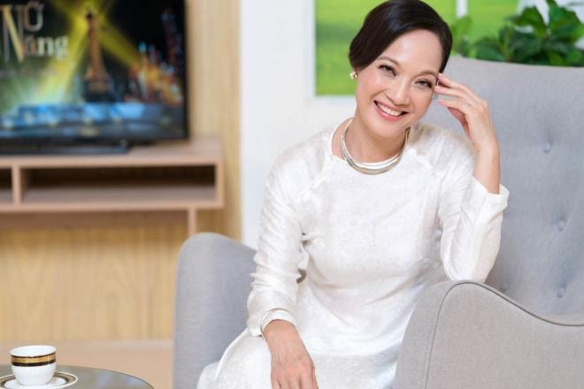ba chị em nghệ sĩ Lê Khanh 2
