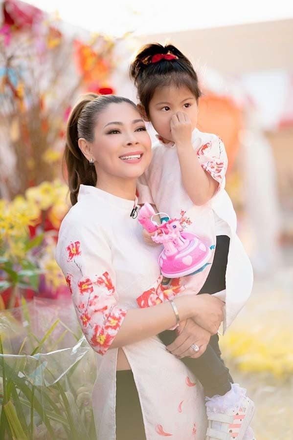 thanh-thao-3-8214-1642927065-ngoisaovn-w599-h901 0 thanh-thao-3-8214-1642927065-ngoisaovn-w599-h901 0