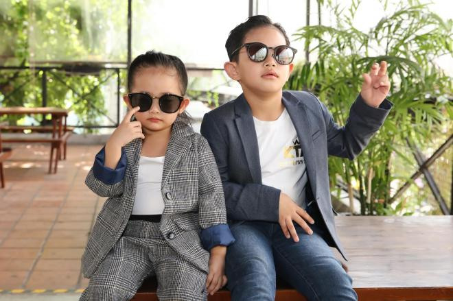 khanh-thi-khoe-anh-dang-yeu-hai-nhoc-ty-con-trai-lon-ra-dang-thanh-nien-banh-bao-khien-dan-tinh-22me-met-3-ngoisaovn-w2048-h1365 5