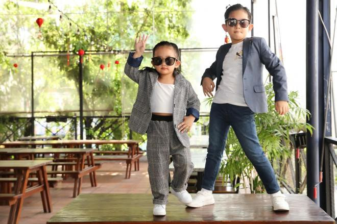 khanh-thi-khoe-anh-dang-yeu-hai-nhoc-ty-con-trai-lon-ra-dang-thanh-nien-banh-bao-khien-dan-tinh-22me-met07-ngoisaovn-w2048-h1365 0