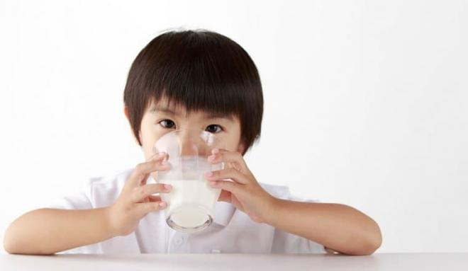 thời điểm uống sữa 0