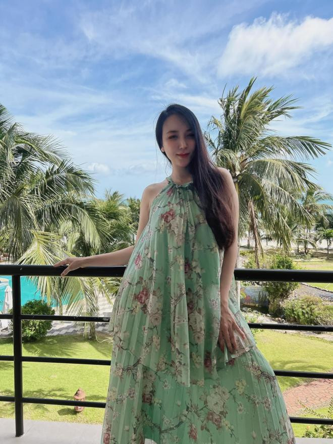 vợ khắc việt gợi cảm 6 vợ khắc việt gợi cảm 6