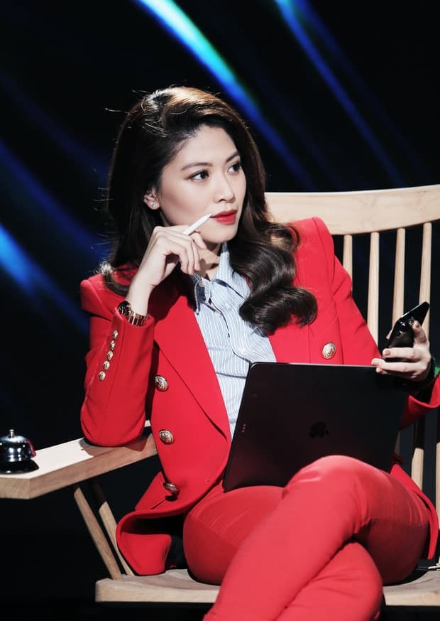 BTV Ngọc Trinh  0