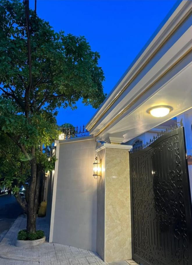 biệt thự sao Việt 2021 0
