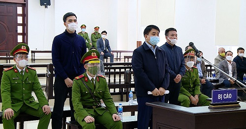 1 - Tòa án nhân dân TP. Hà Nội xét xử cựu Chủ tịch UBND TP.Hà Nội Nguyễn Đức Chung và các đồng phạm trong vụ án mua chế phẩm Redoxy 3C.jpg