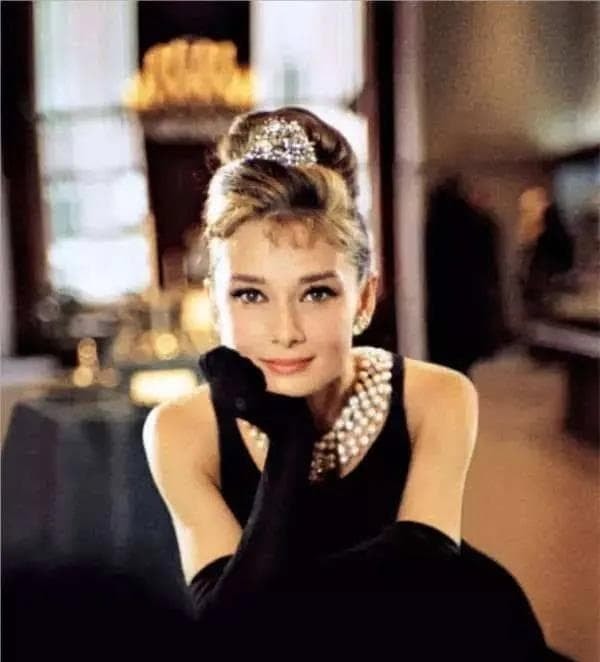 Audrey Hepburn 3