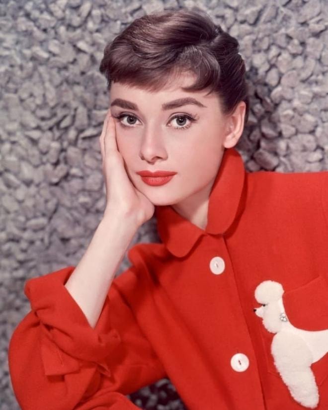 Audrey Hepburn 0