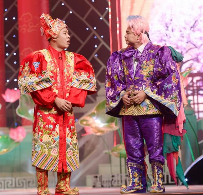 NTK Đức Hùng: “Tôi tạo hình Bắc Đẩu và Nam Tào khác hẳn với Công Lý và Xuân Bắc” 7 NTK Đức Hùng: “Tôi tạo hình Bắc Đẩu và Nam Tào khác hẳn với Công Lý và Xuân Bắc” 7