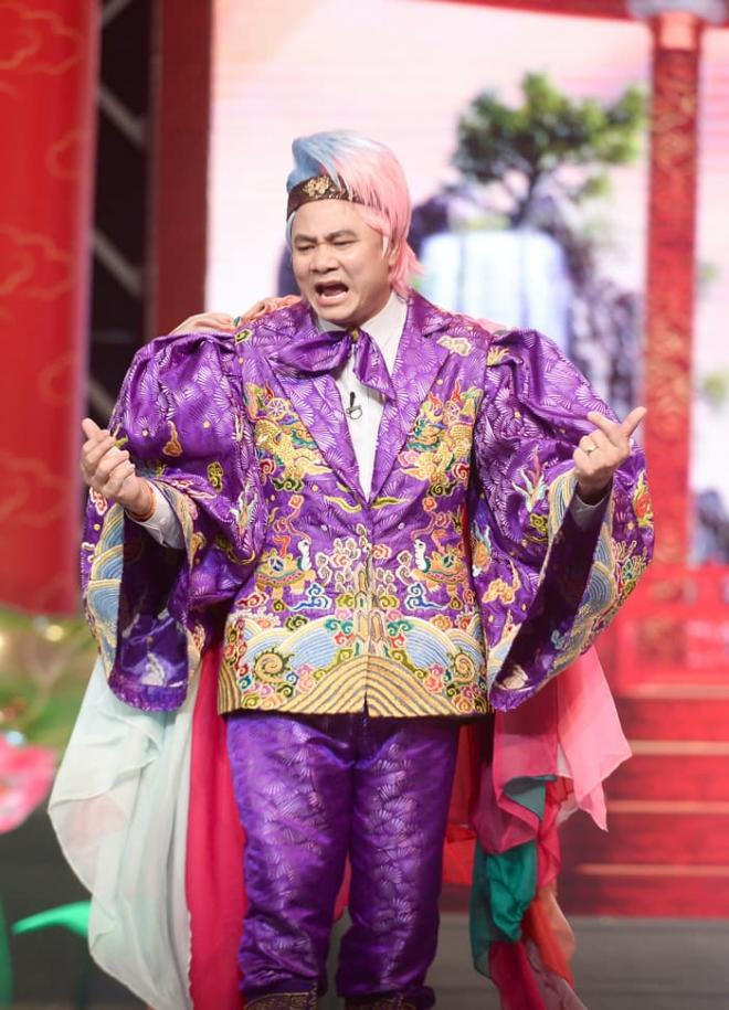 NTK Đức Hùng: “Tôi tạo hình Bắc Đẩu và Nam Tào khác hẳn với Công Lý và Xuân Bắc” 6 NTK Đức Hùng: “Tôi tạo hình Bắc Đẩu và Nam Tào khác hẳn với Công Lý và Xuân Bắc” 6