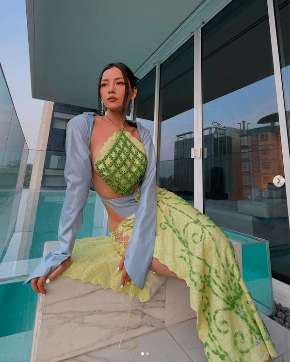 'Bốc' nhất những ngày đầu năm: Chi Pu đăng ảnh diện bikini khoe 3 vòng táo bạo ngay sau khi từ Mỹ về đón Tết 3
