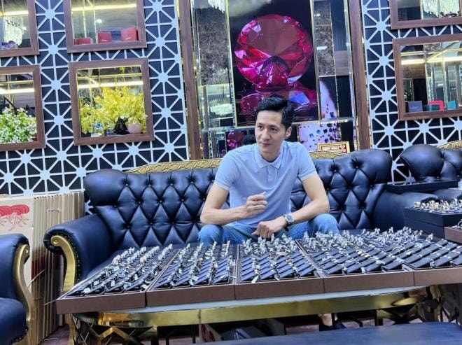 siêu mẫu Anh Tuấn 2