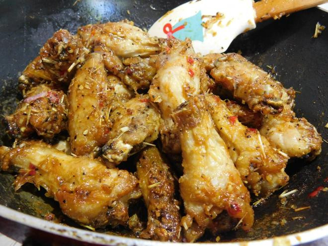 cánh gà rang sả ớt  0