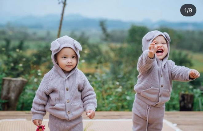 lan-dau-ve-que-me-cap-sinh-doi-cua-ha-ho-cung-xiu-lisa-mua-hoa-leon-nhay-nhot-roi-bat-chap-lan-ra-ngu-ngon-lanh-11-ngoisaovn-w1284-h829 7 lan-dau-ve-que-me-cap-sinh-doi-cua-ha-ho-cung-xiu-lisa-mua-hoa-leon-nhay-nhot-roi-bat-chap-lan-ra-ngu-ngon-lanh-11-ngoisaovn-w1284-h829 7