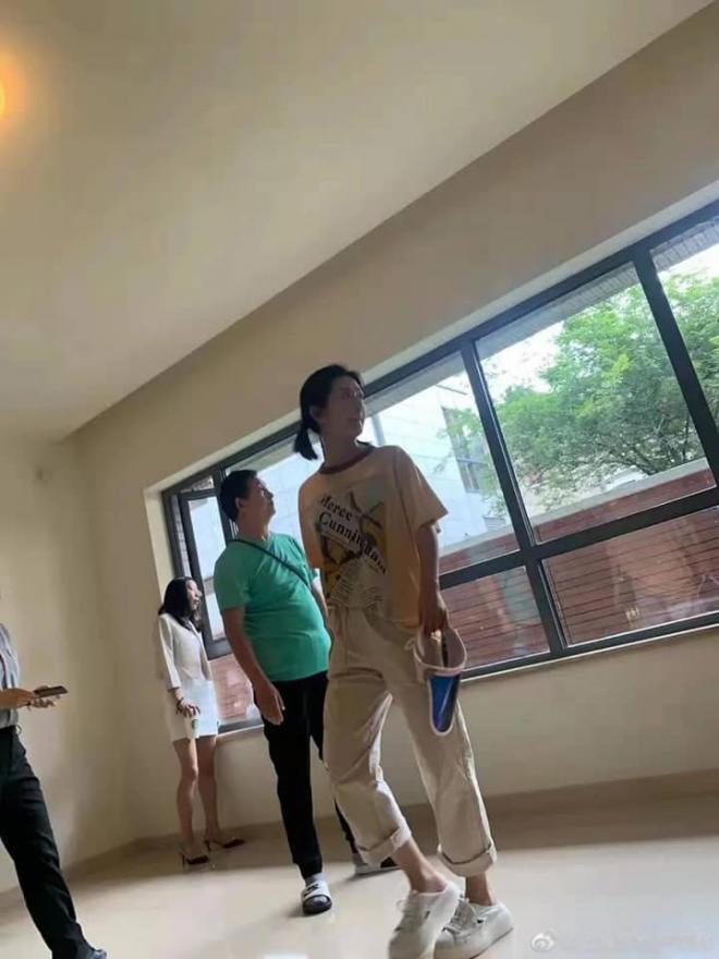 tạ na 0
