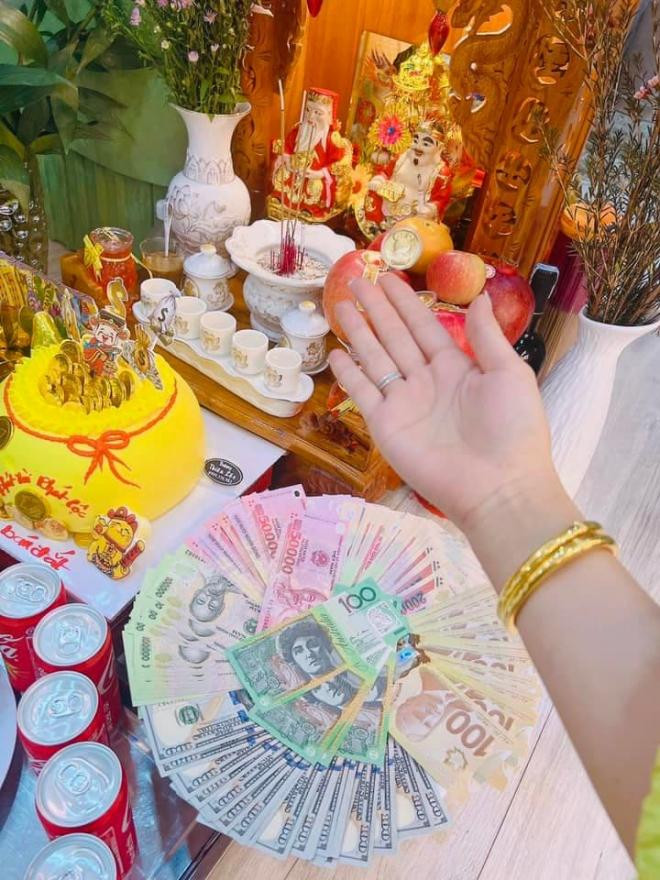 sao Việt ngày vía thần tài 6