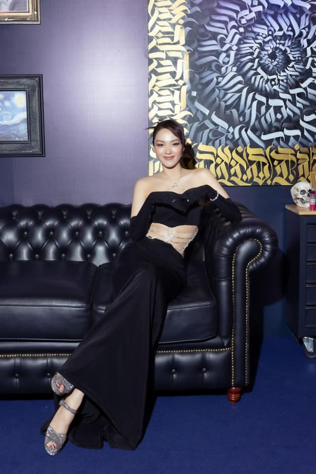 Minh Hằng nghi mặc váy nhái 3