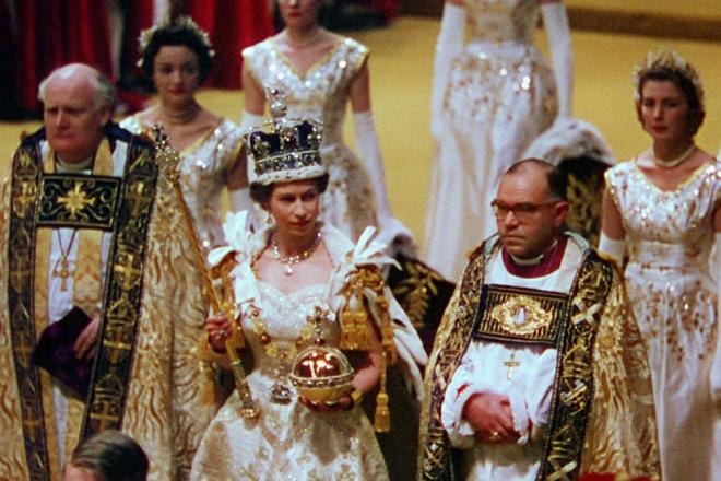 Đội vương miện trong 70 năm, vầng hào quang của Nữ hoàng Elizabeth II còn có thể bao phủ Vương quốc Anh được bao lâu? 15