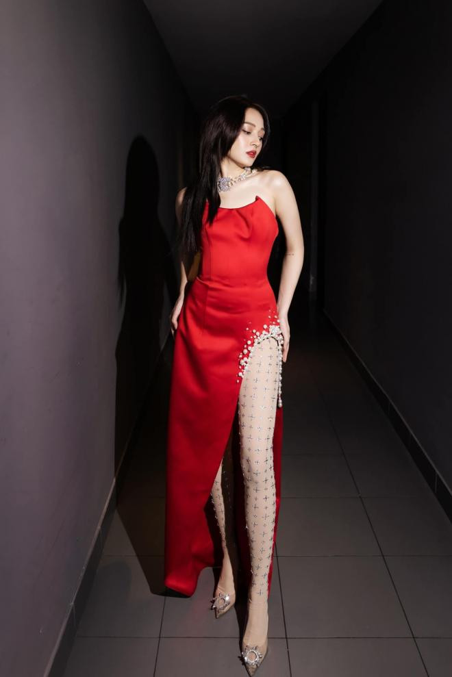 Tin sao Việt 11/2 8 Tin sao Việt 11/2 8