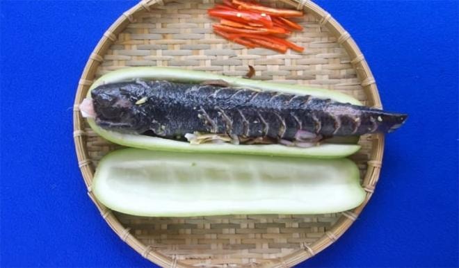 cách làm cá lóc hấp bầu  1