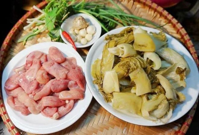 lẩu cá chép om dưa  0