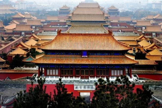 mũi tên trên tấm biển trong Tử Cấm Thành 0 mũi tên trên tấm biển trong Tử Cấm Thành 0