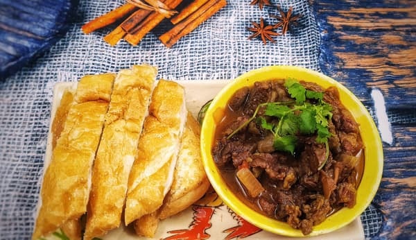 thịt bò sốt vang  2