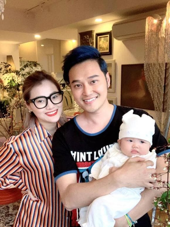 em gái Quang Vinh mang bầu  1