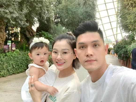 em gái Quang Vinh mang bầu  2
