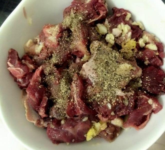 thịt bò sốt vang  1