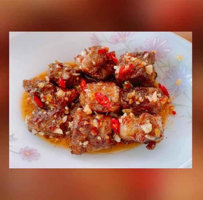 Âu Hà My sườn sốt mận 1
