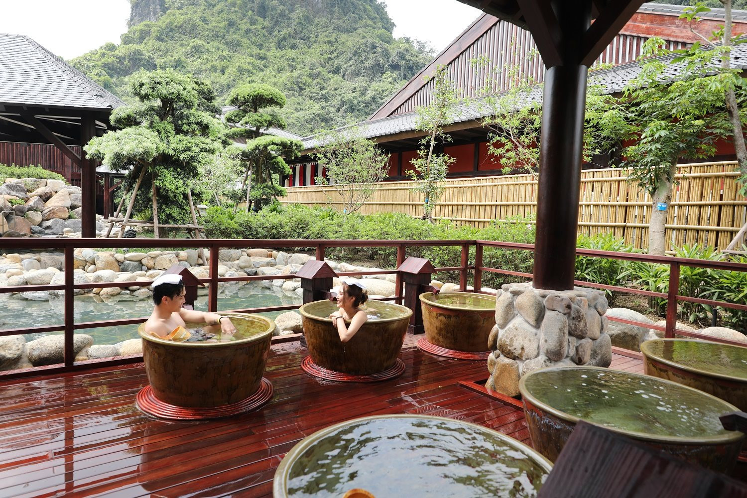 yoko-onsen-quang-hanh-10-.jpg