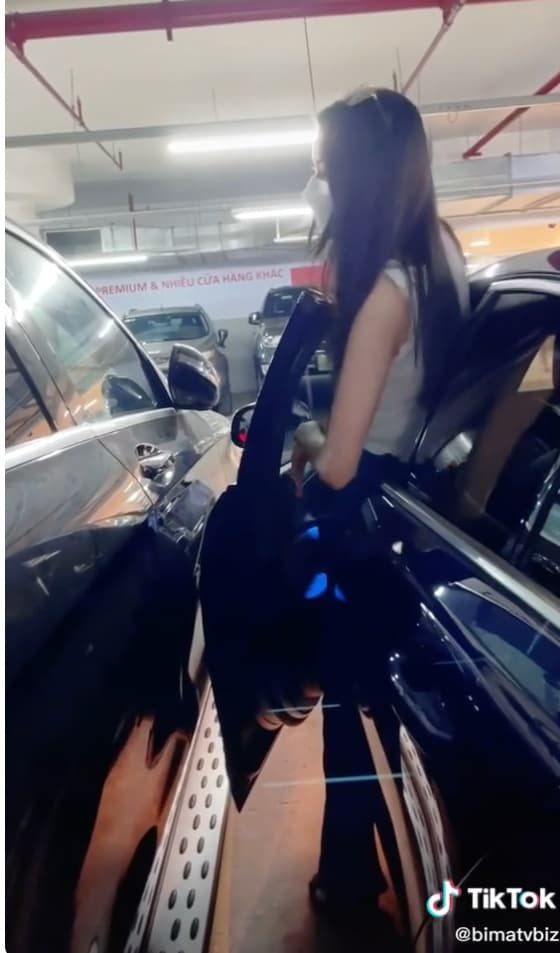 bi-dau-xe-chan-duong-ra-thuy-van-co-man-xu-tri-dinh-cua-chop-3-ngoisaovn-w560-h953 3