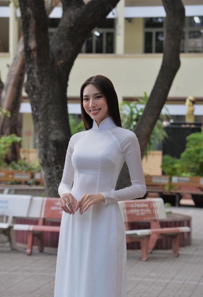 thuy-tien-se-tham-gia-cuoc-thi-danh-cho-nguoi-ngu-nhieu-nhat-3-ngoisaovn-w1402-h2048 0