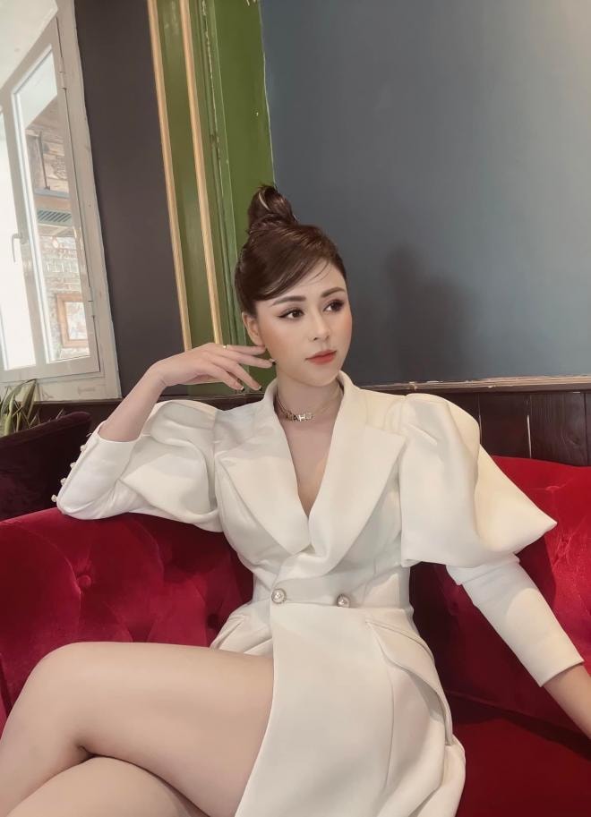 nhan sắc Lương Thu Trang  2