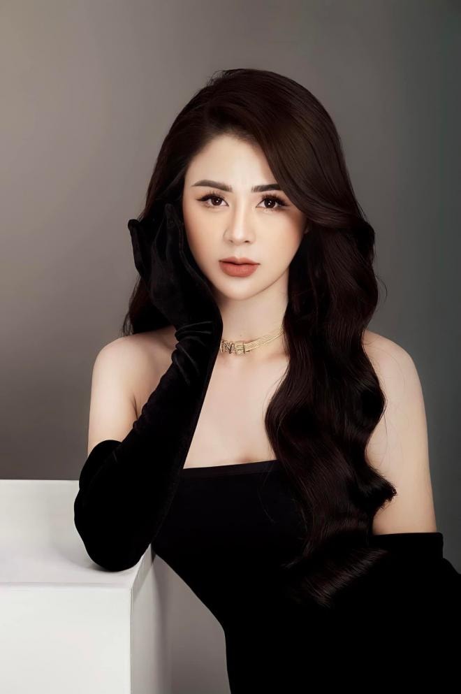 nhan sắc Lương Thu Trang  0