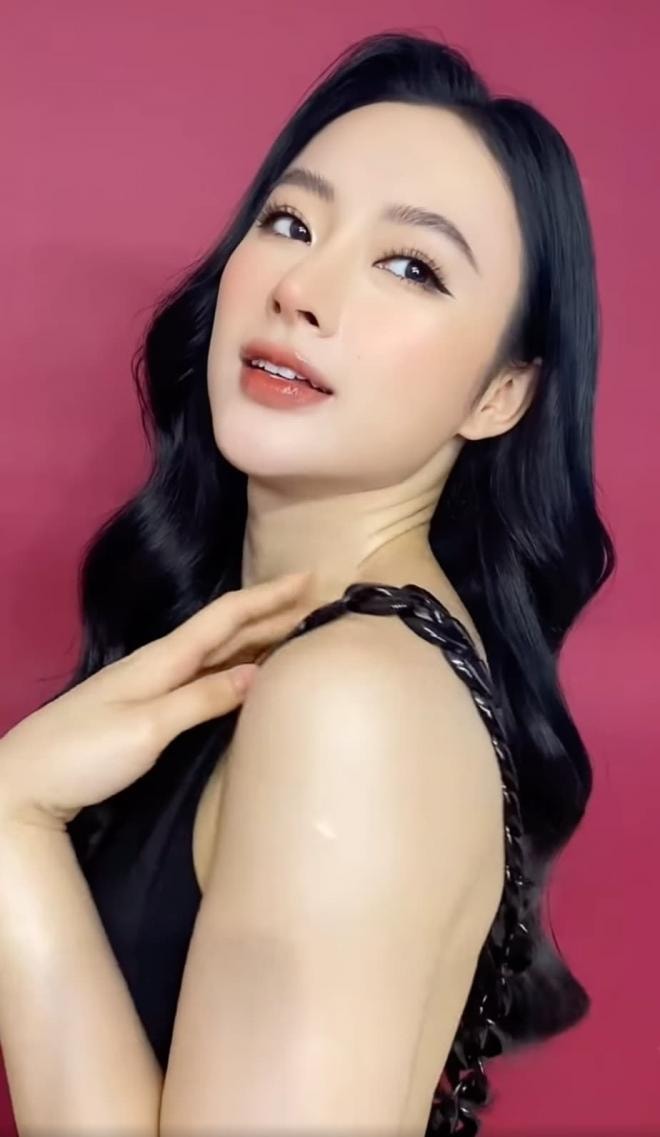 sau-khi-hen-ho-cao-thai-son-angela-phuong-trinh-co-man-tro-lai-cuc-quyen-ru-cung-visual-dinh-cua-chop-1-ngoisaovn-w924-h1592 5