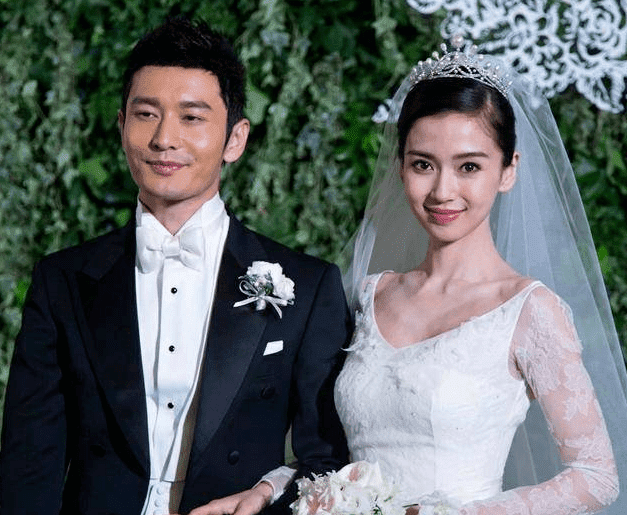  Sinh nhật đầu tiên của Angelababy hậu ly hôn chỉ có Dương Mịch, Nghê Ni và 1 nam MC chúc mừng, còn đâu siêu xe và party hoành tráng như thời bên Huỳnh Hiểu Minh 4