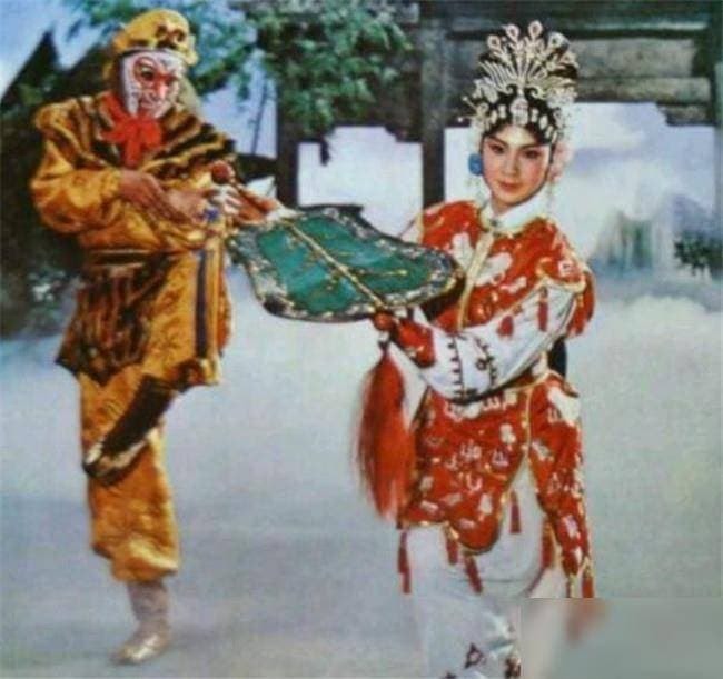 Công chúa Thiết Phiến trong Tây Du Ký thực sự đã kết hôn với Tôn Ngộ Không và chết vì bệnh ung thư ở tuổi 38! 1