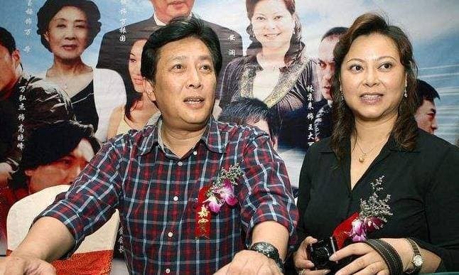 Vợ cũ của Đường Quốc Cường nhờ con gái trả thù, nào ngờ sau 32 năm, con gái bà coi mẹ kế như mẹ ruột của mình 3