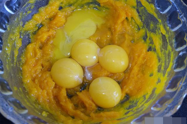 banh-bi-do (1).jpg 3