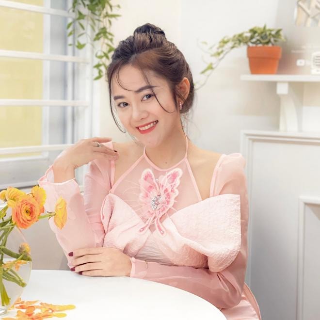 Bà xã MC 'Cafe sáng' - Hoàng Quân: Nổi tiếng và xinh đẹp chẳng thua kém gì hot girl 1